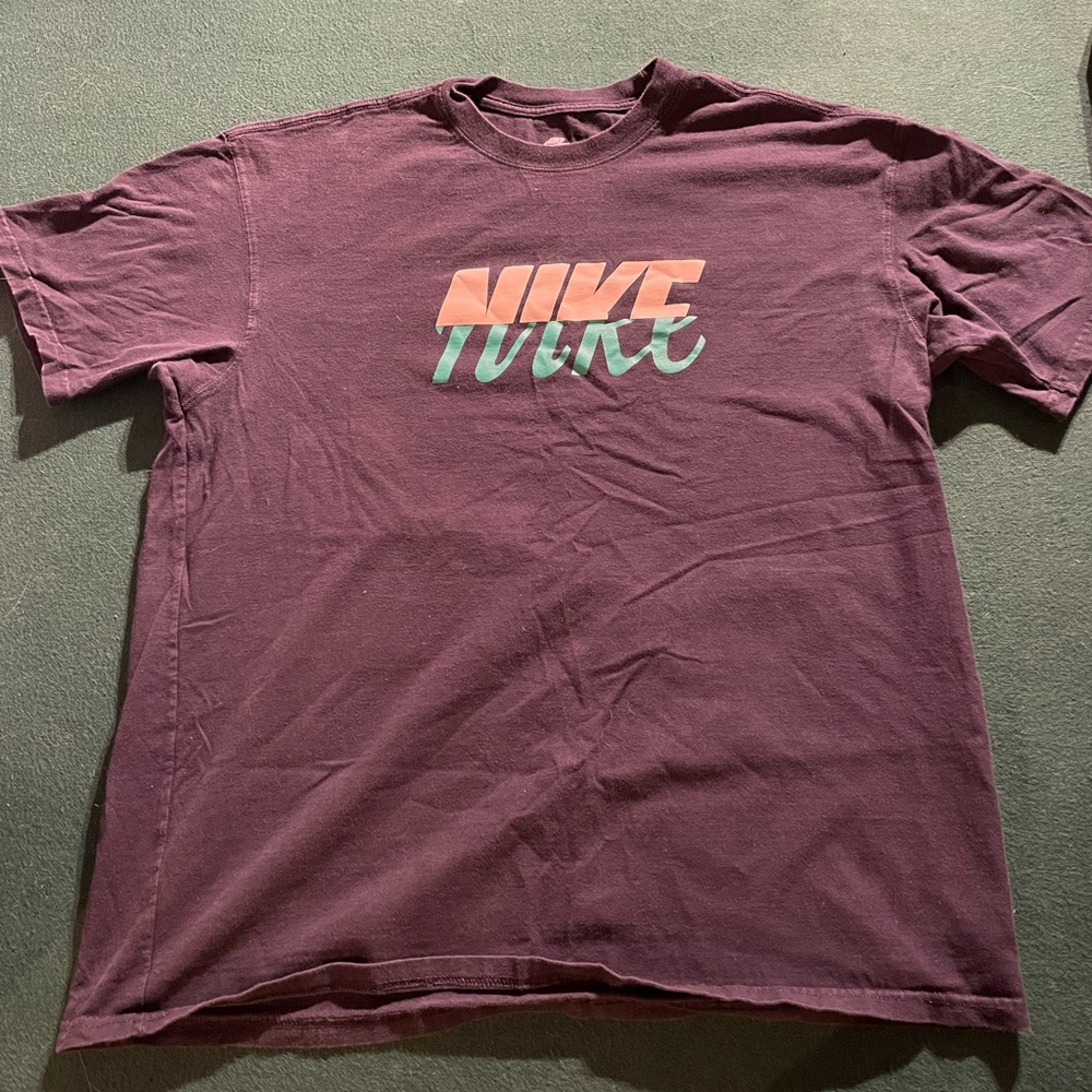 Nike T shirt men’s M color black